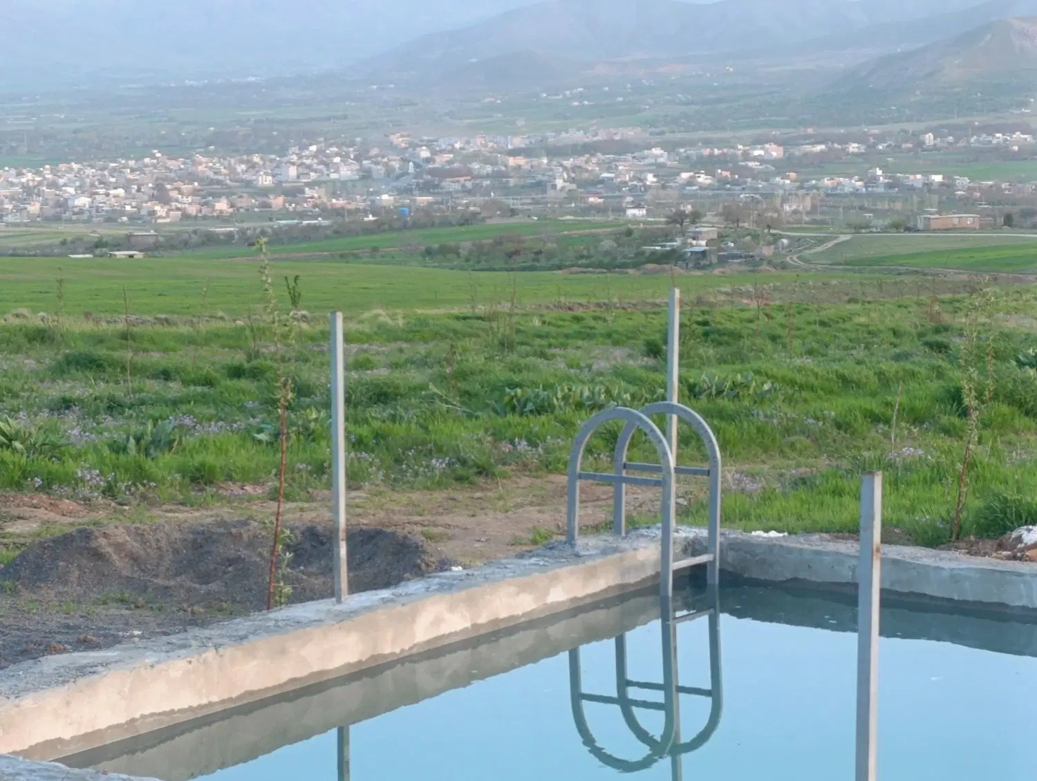هزارمترزمین باغی بانهال ولوله کشی آب، آستانه مناسب