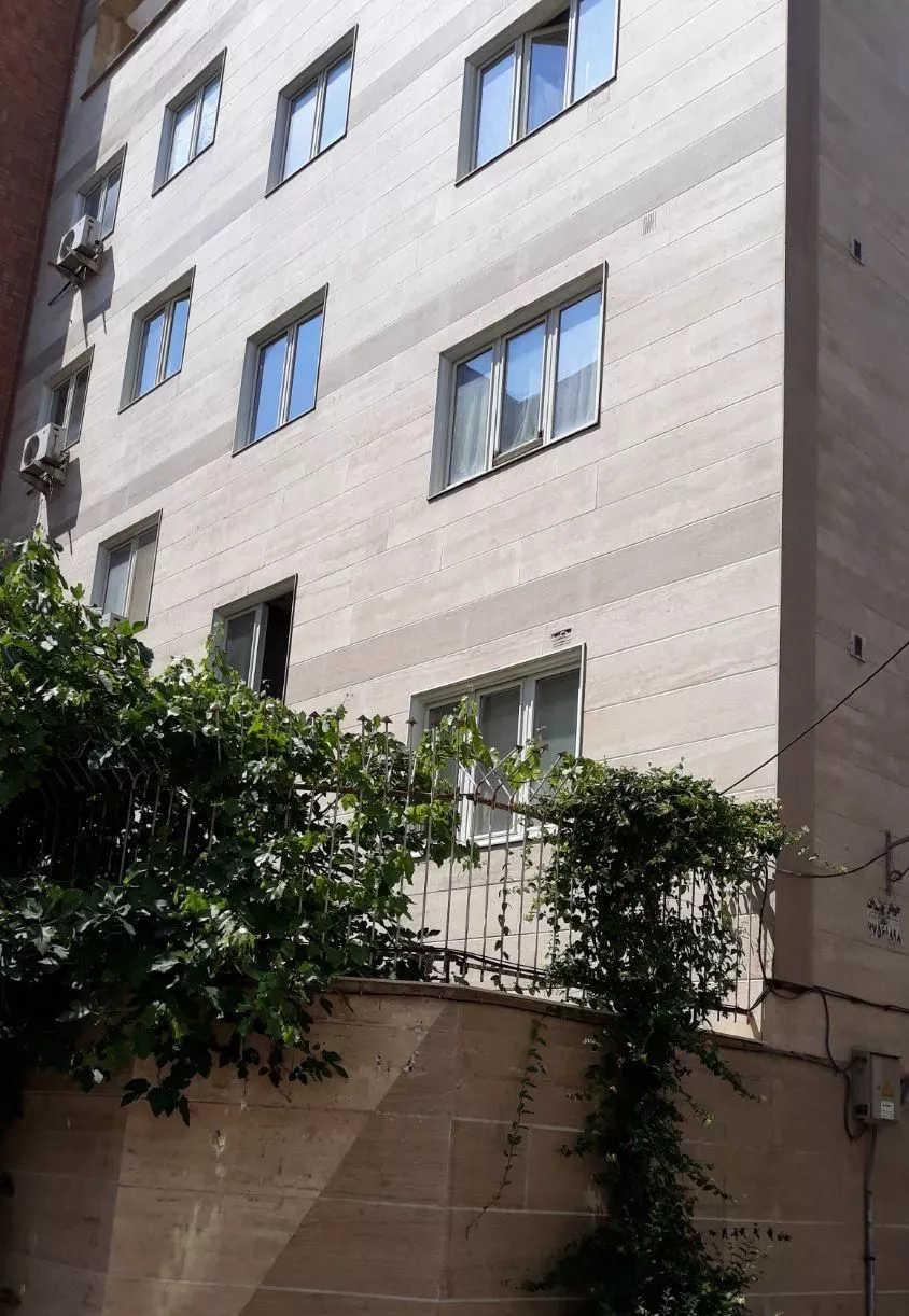۷۹ متر آپارتمان در محله قیام
