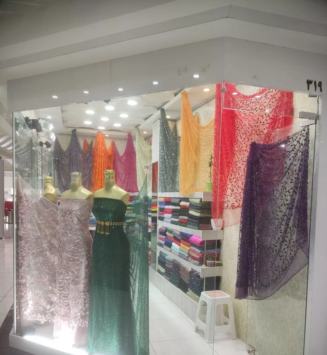 واگذاری کامل مغازه پارچه لباس زنانه