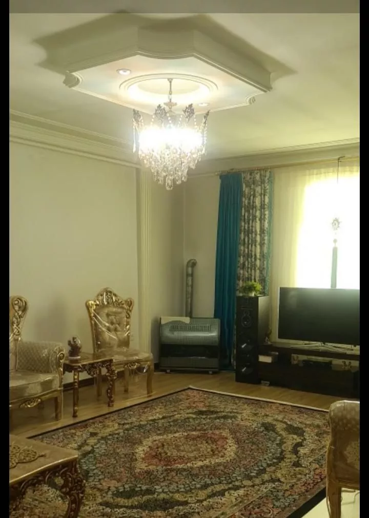 آپارتمان ۹۵ متر  خیابان شهرداری