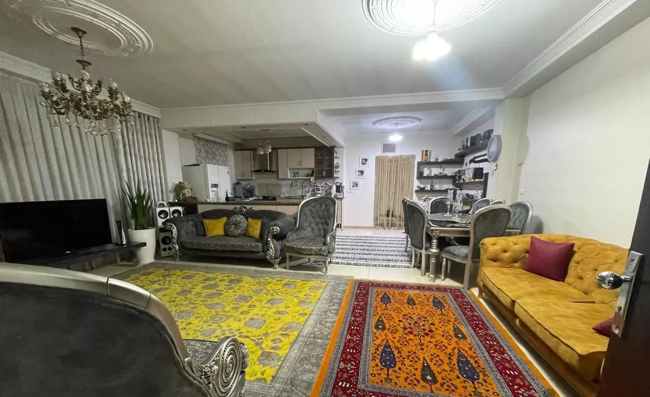 آپارتمان ۱۱۲ متر رویایی بر خیابان شیخ اکبری