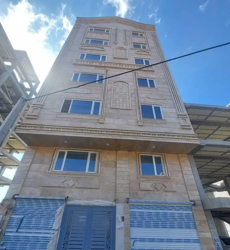 آپارتمان ۷ طبقه در ولیعصر فرهنگیان