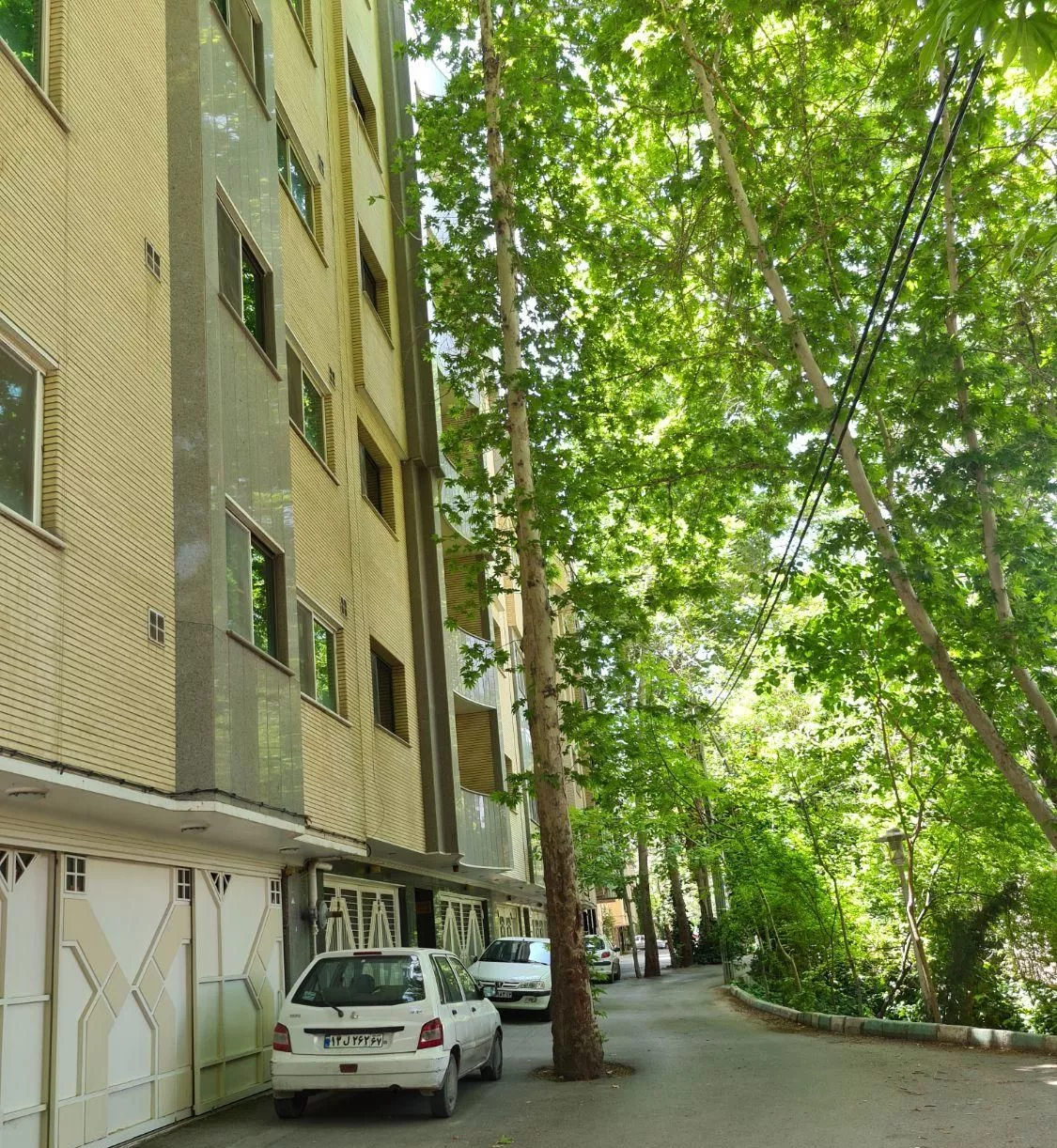 آپارتمان ۲۱۶ متری ناژوان کوچه بهار محله نآ