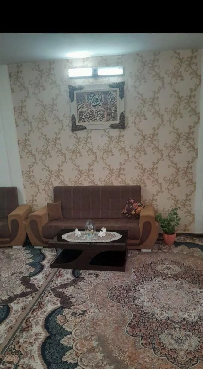 آپارتمان یک نیم طبقه در کاظم آباد آریا خرم