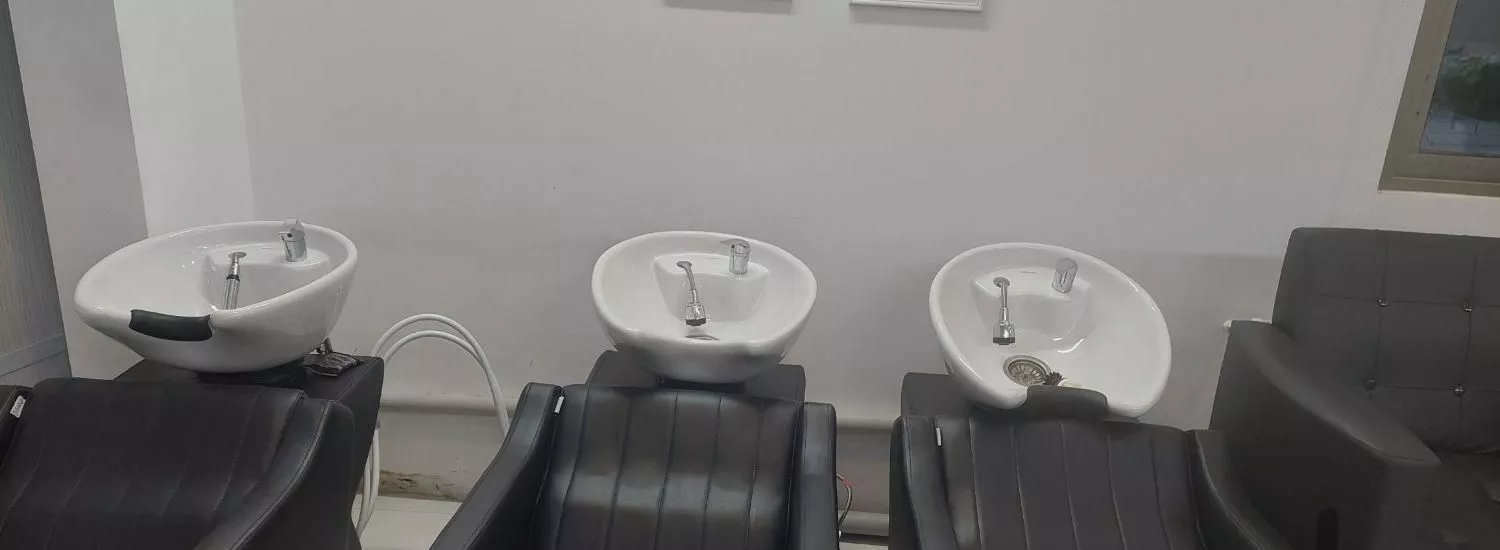 اجاره صندلی  در آرایشگاه زنانه
