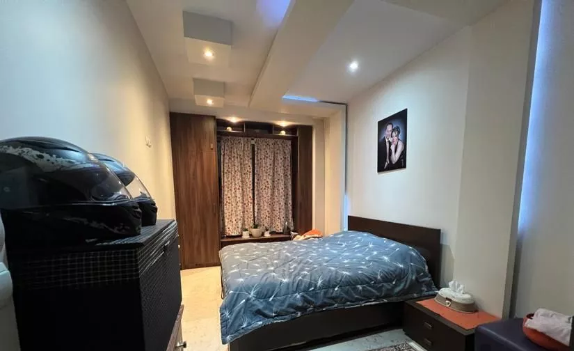آپارتمان ١٣٥ متر تهرانپارس ٣ خواب یک مستر ٢پارکینگ