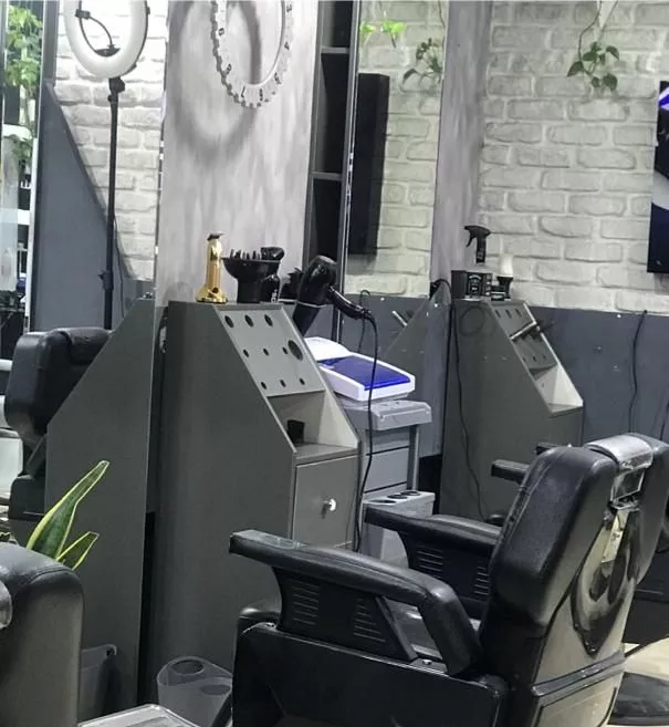 اجاره صندلی در آرایشگاه مردانه (گلسار)