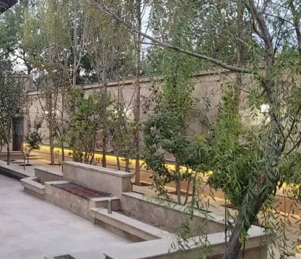زمین کلنگی با پروانه نقدو تهاتر ۴۰۰ متر بلوار حافظ