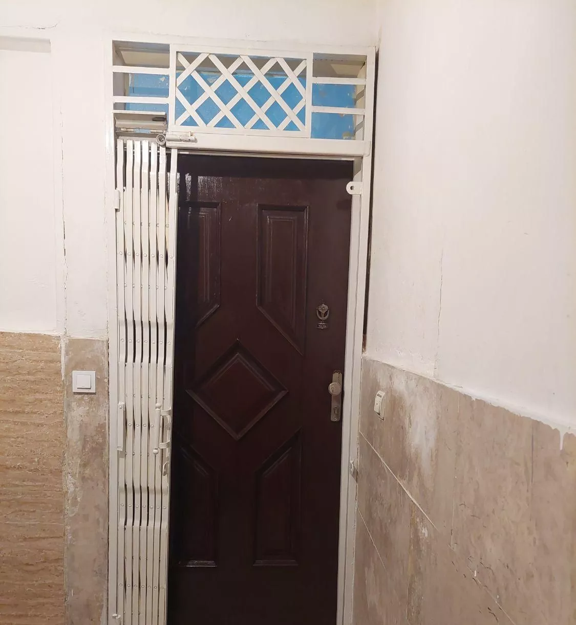 آپارتمان ۵۶ متری خیابان قائمه دوم
