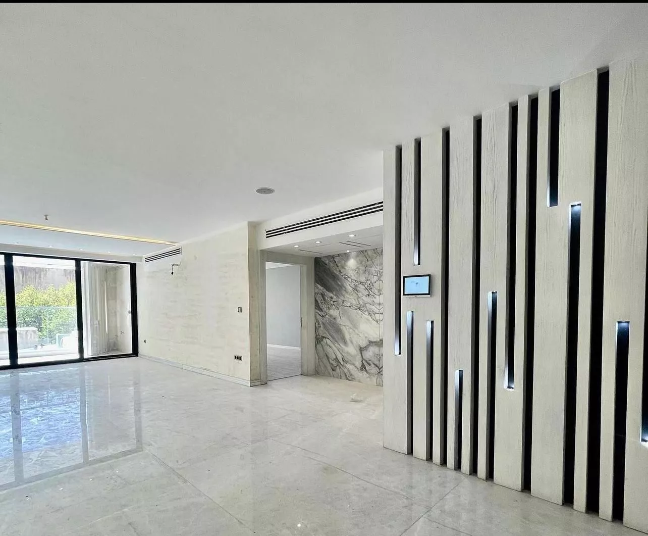 آپارتمان نوساز ۱۴۰ متری بی سیم شرقی