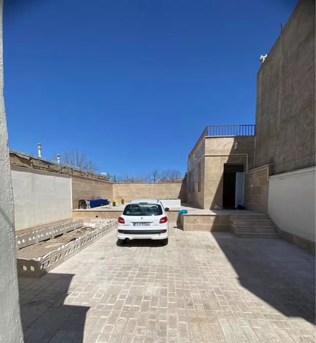 خانه ویلایی ۳۰۰ متر تک برگ سند نوساز