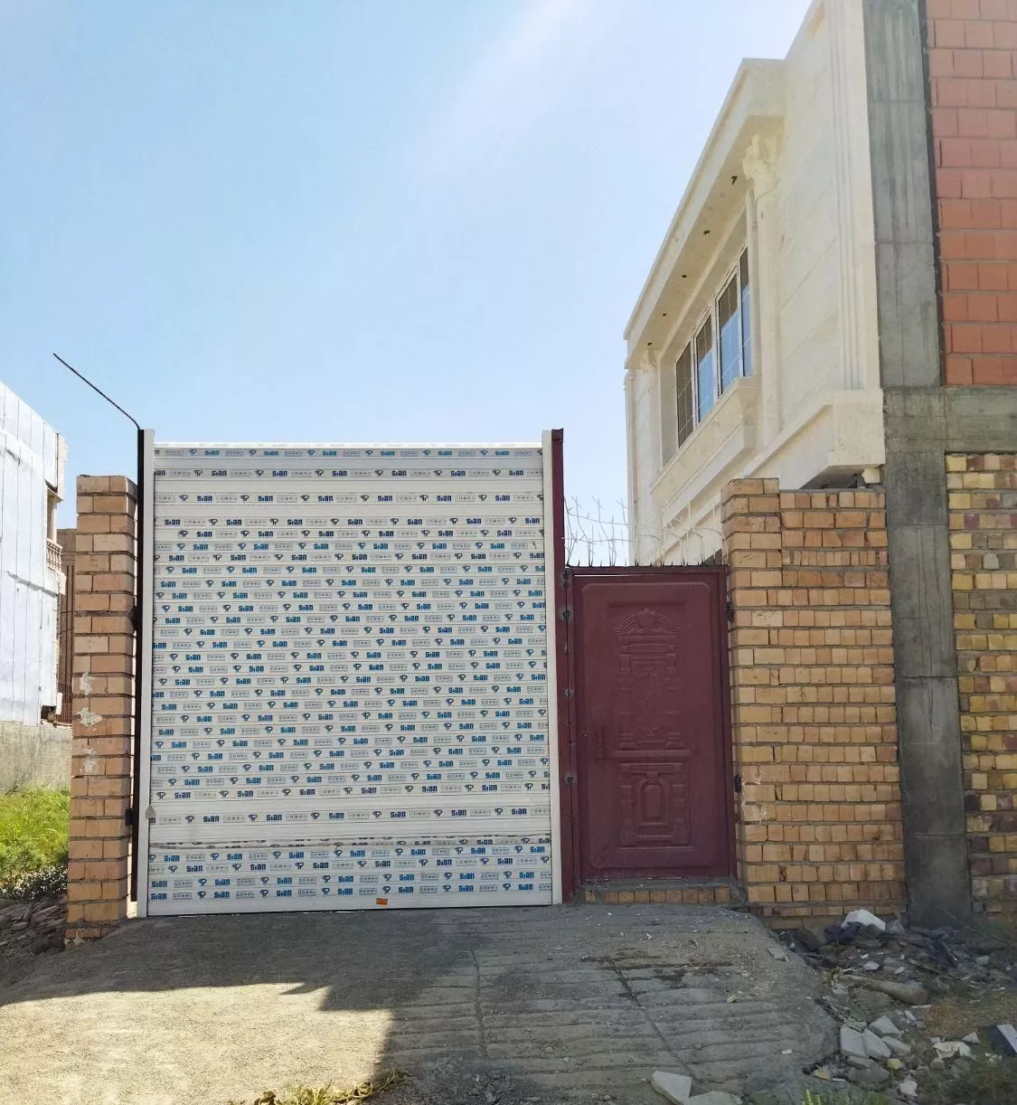فروش خانه ویلایی در خیابان شکوفه داخل کوچه