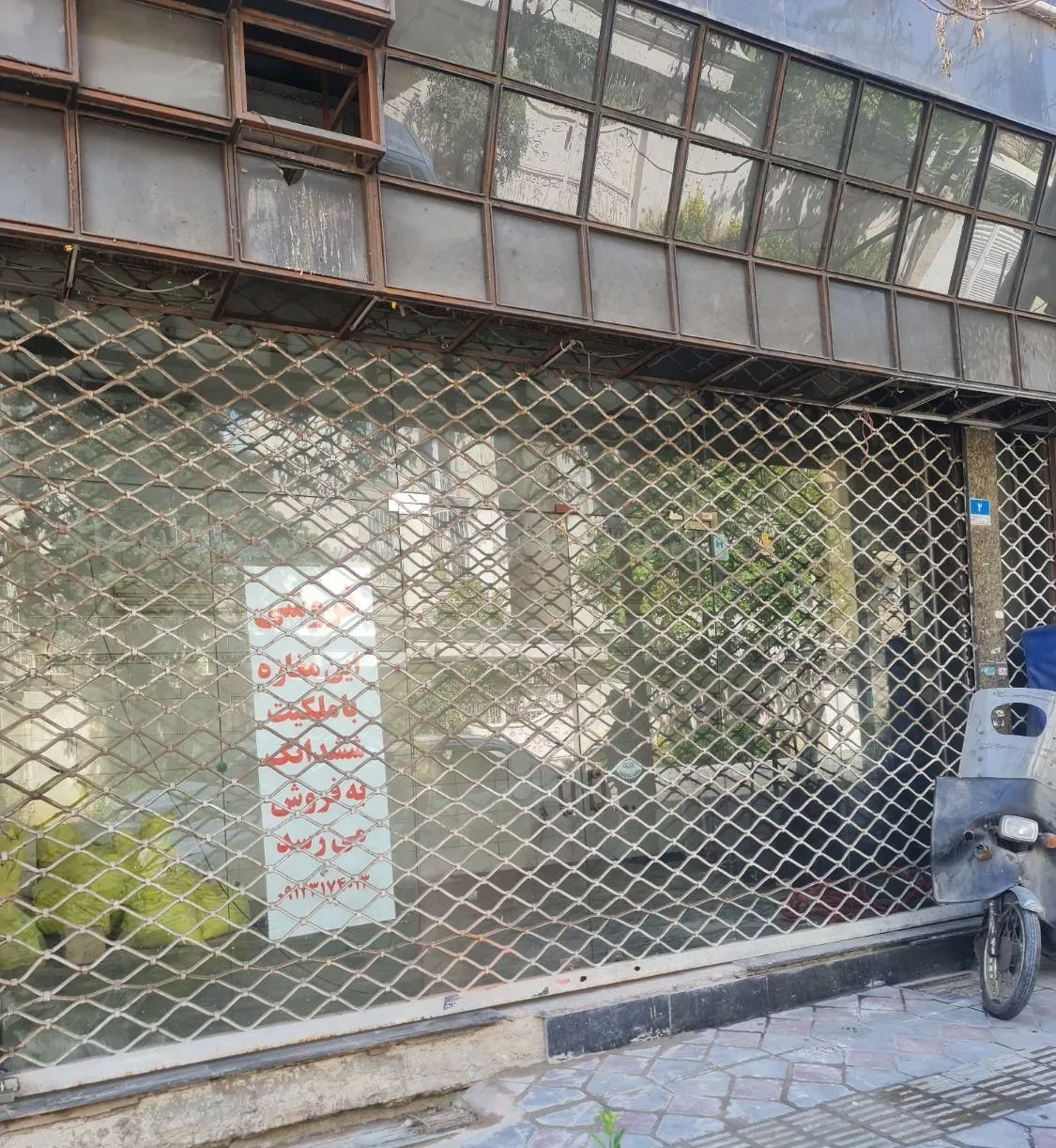 یک باب مغازه در خیابان ظفر به متراژ ۴۰ متر