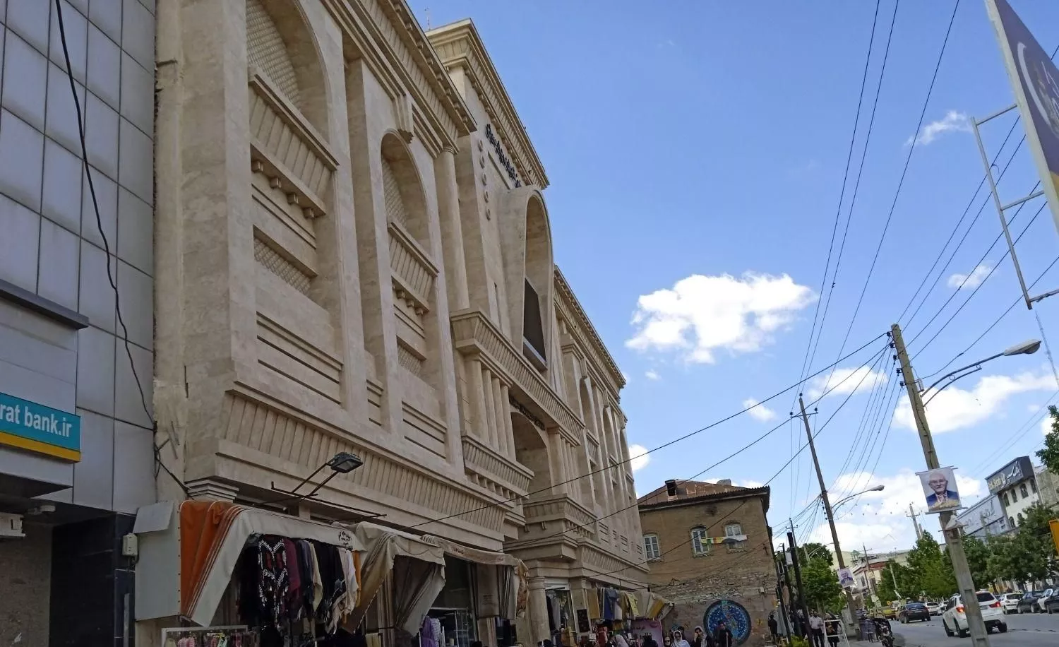 مغازه طلافروشی خیابان  مدرس پاساژ پارسیان