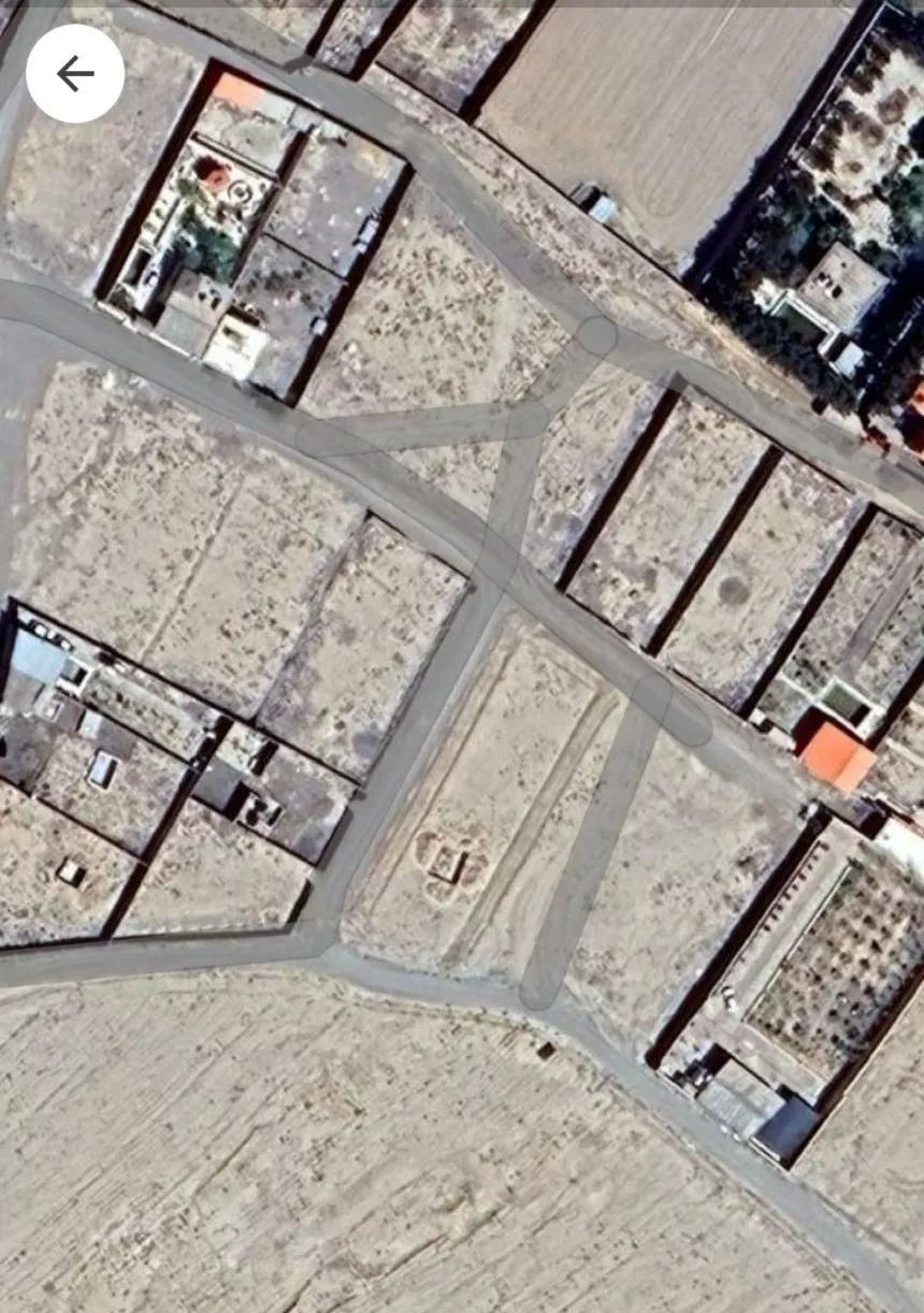 زمین ویلایی در شاهنامه ۷۶.قادر آباد