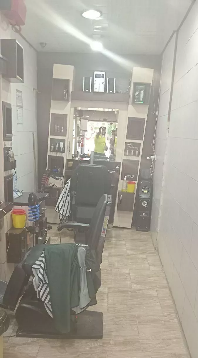 مغازه شیک وتمیز بهداشتی بر خیابان فجر۲