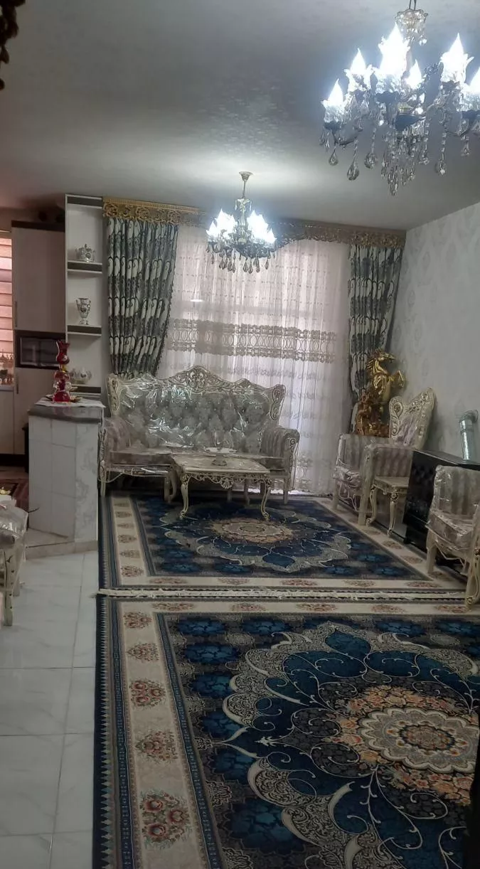 آپارتمان در شهرک شکوهی مابین علی اباد وحکیم نظامی