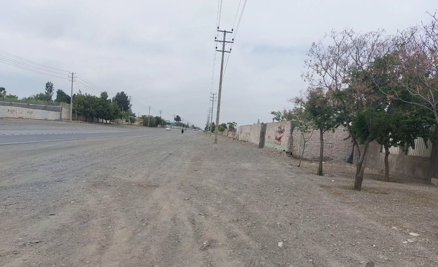 هزار متر حاشیه جاده قدیم سند ششدانگ دو کله