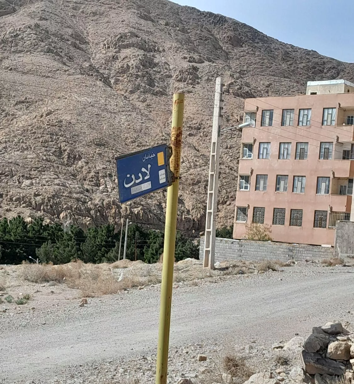 ۹۰۰ متر باغ سند تک برگ رابند مهدیشهر