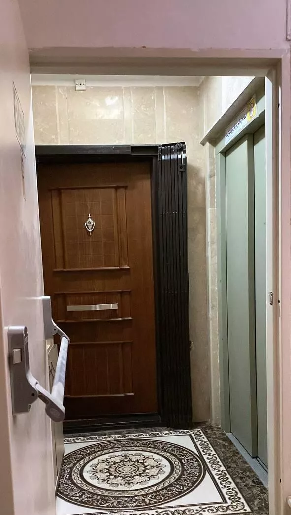 آپارتمان ۱۷۹ متر خیابان امام خمینی روبروی جهانگیری