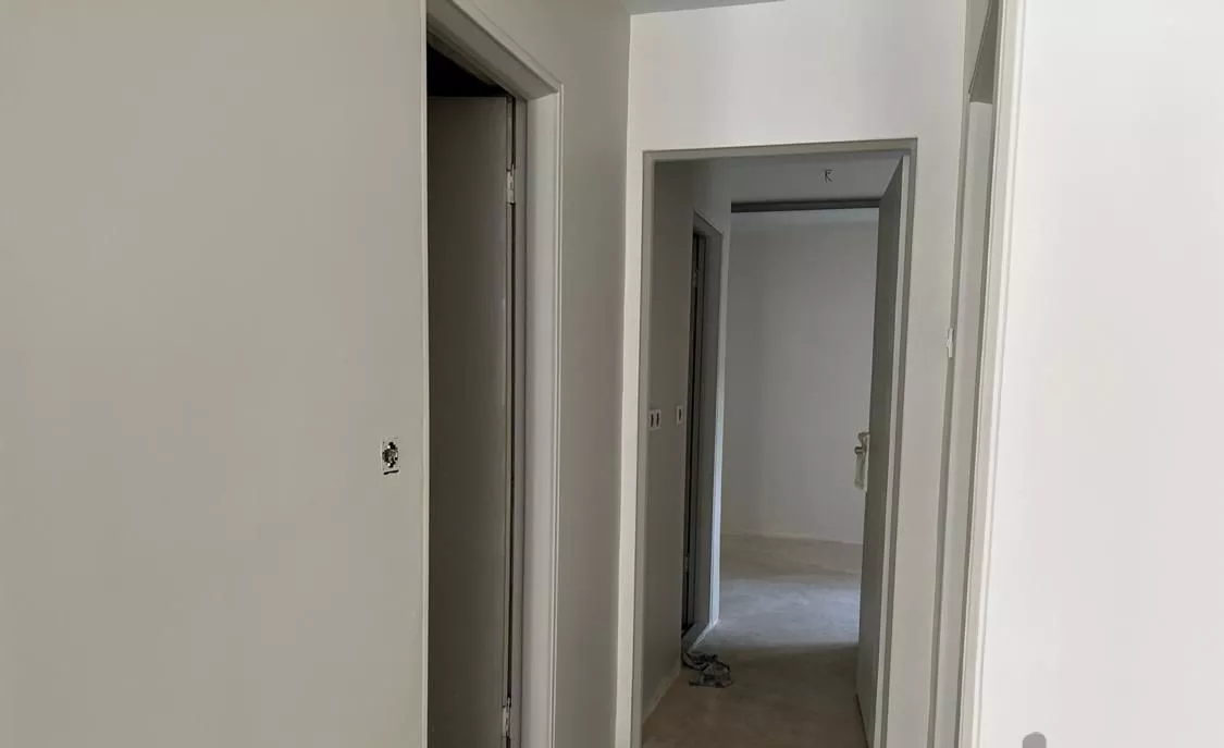 آپارتمان ١١٠ متر دو خواب کلیدنخورده