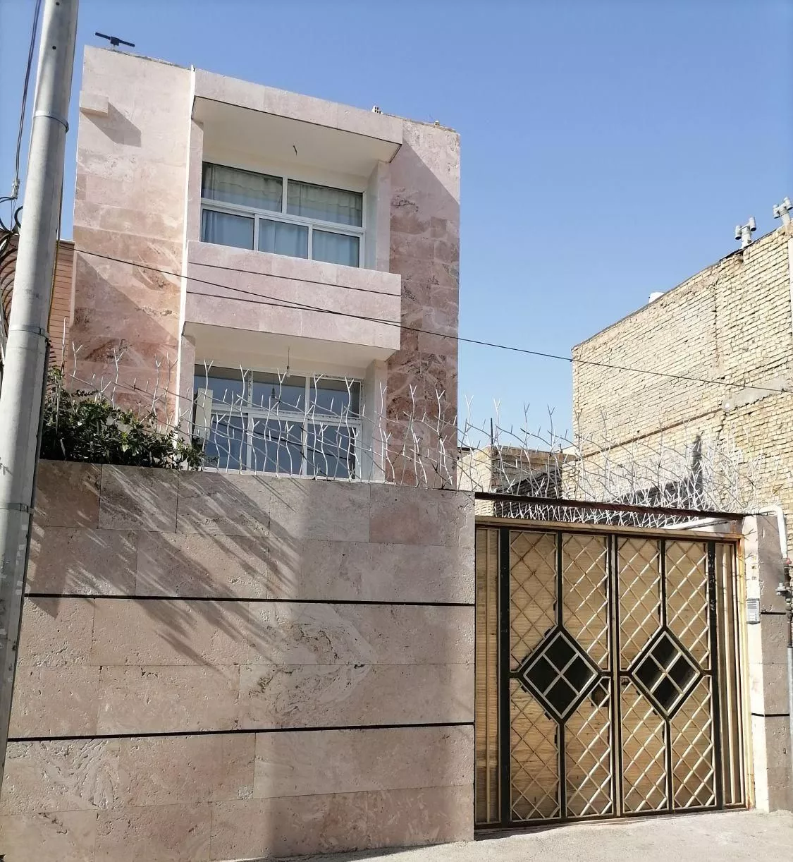 منزل ویلای طبقه 2، 2خوابه در خیابان ابوریحان شرقی