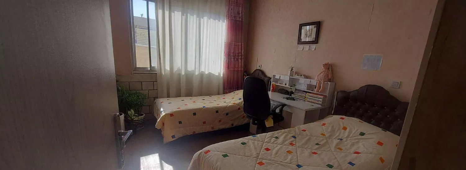 آپارتمان ۱۱۵ متری دوخوابه یزد آباد شهر ابریشم