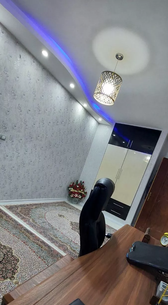 آپارتمان ۱۰۰ متر دو خواب قلب شیراز زند