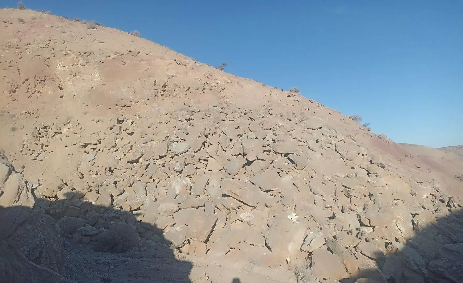 فروش معدن سنگ لاشه و مالون..در شهرستان هشترود