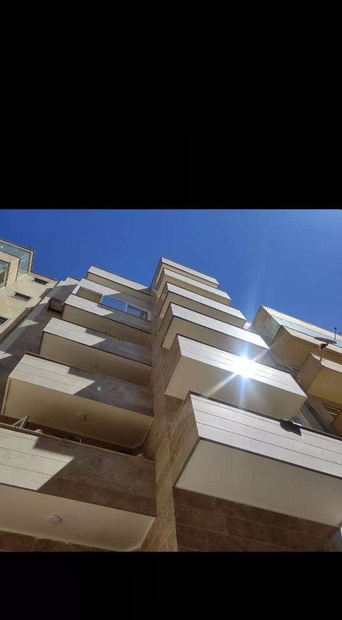 آپارتمان ۱۳۳ متری جنوبی در زعفرانیه