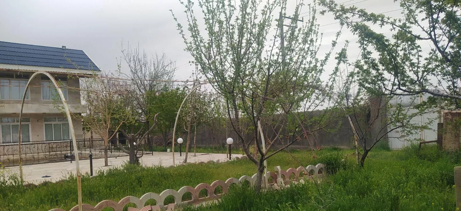 باغ ویلا با استخر اب گرم و سرد در برزش اباد
