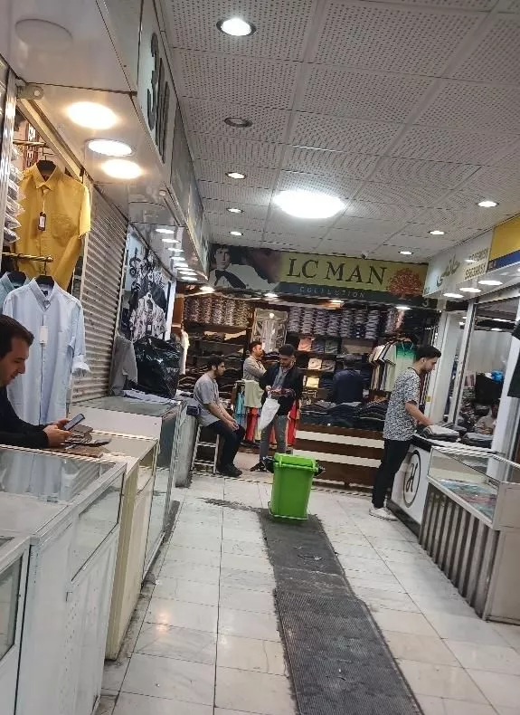 اجاره مغازه 2 متری منصور قدیم بازار پیراهن مردانه