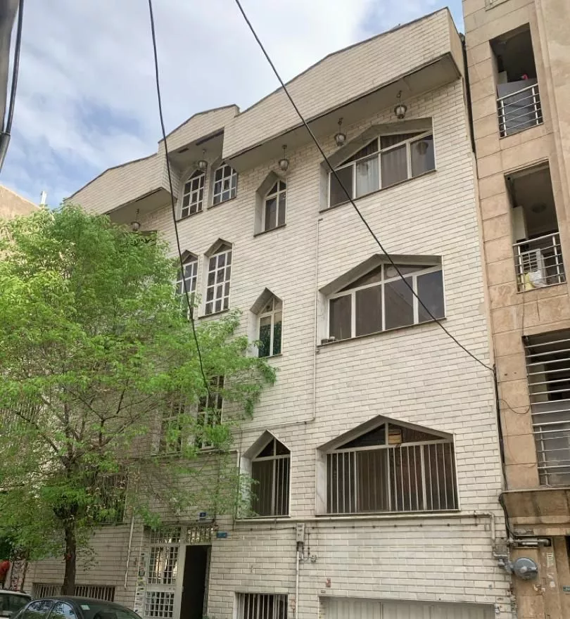 خانه کلنگی ۲۷۶متر تهرانپارس