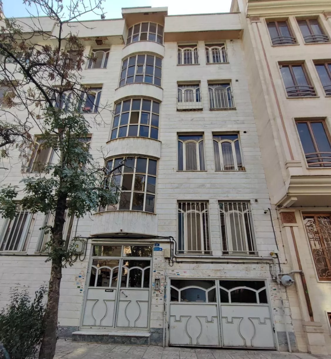 آپارتمان ۵۷ متری بازسازی نورگیر غربی های تهرانپارس