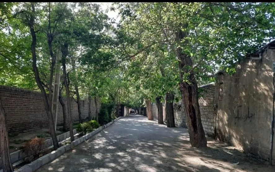 باغ ویلا قابل سکونت دائمی زیبادشت فرخ آباد