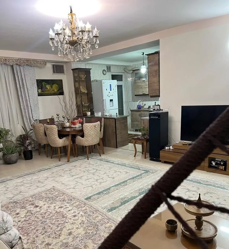 آپارتمان ۱۰۰ متر،خیابان حافظ