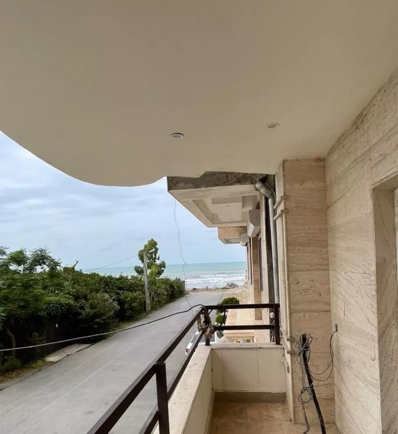 آپارتمان ساحلی نوساز کلید نخورده ۱۳۵متری شکار