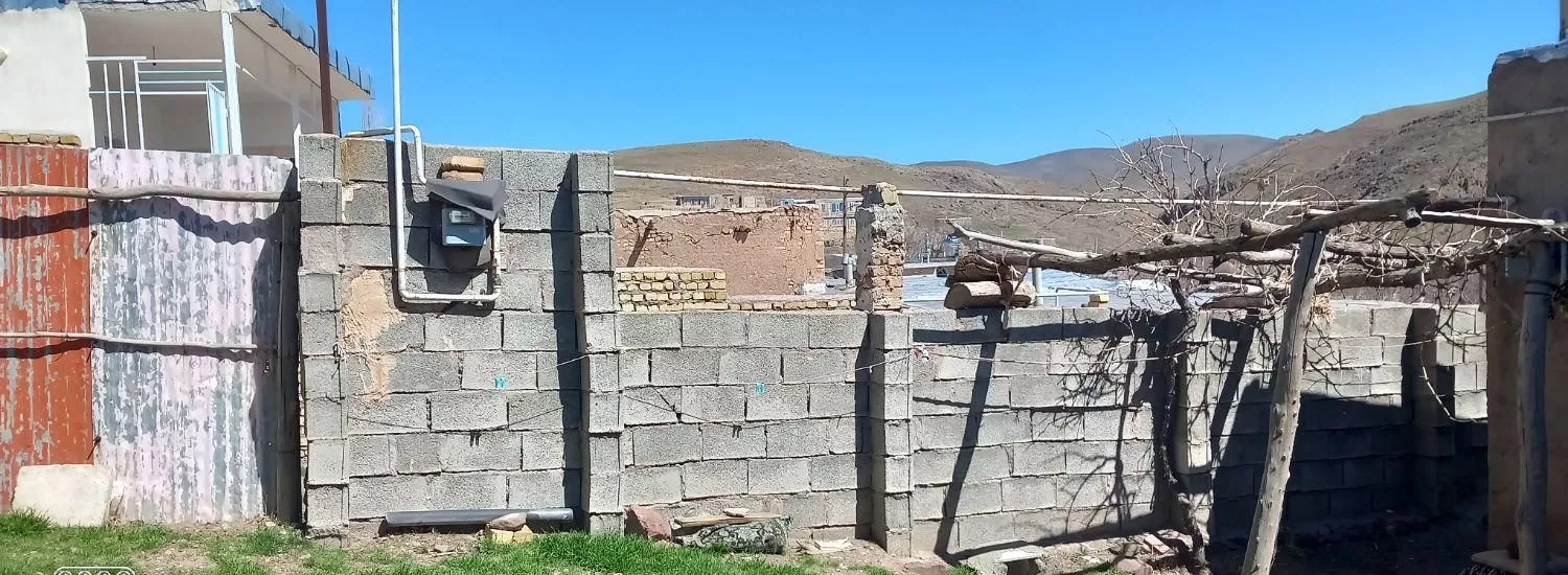 یک ویلا ۱۰۰متری ویک حیاط در روستای یله گنبد