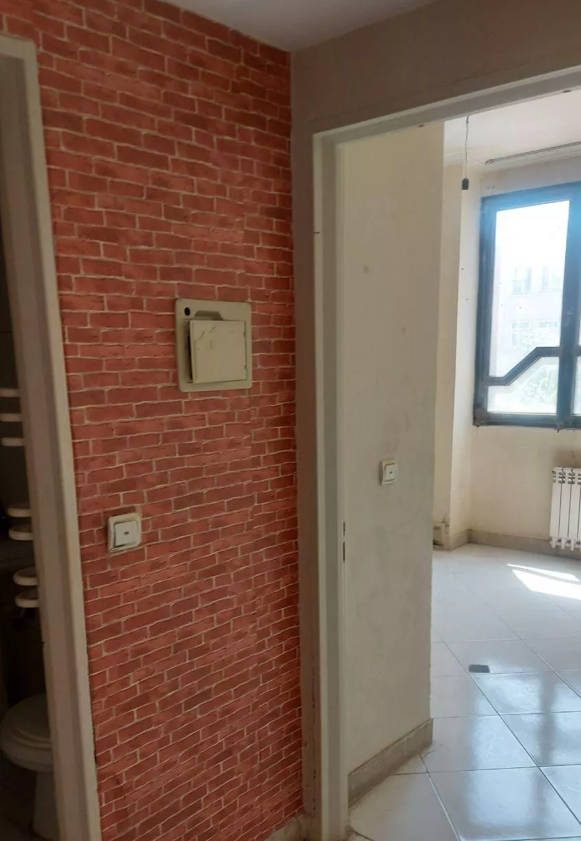 آپارتمان ۷۰ متری ۲ خواب تخلیه در بهارستان کیانمهر
