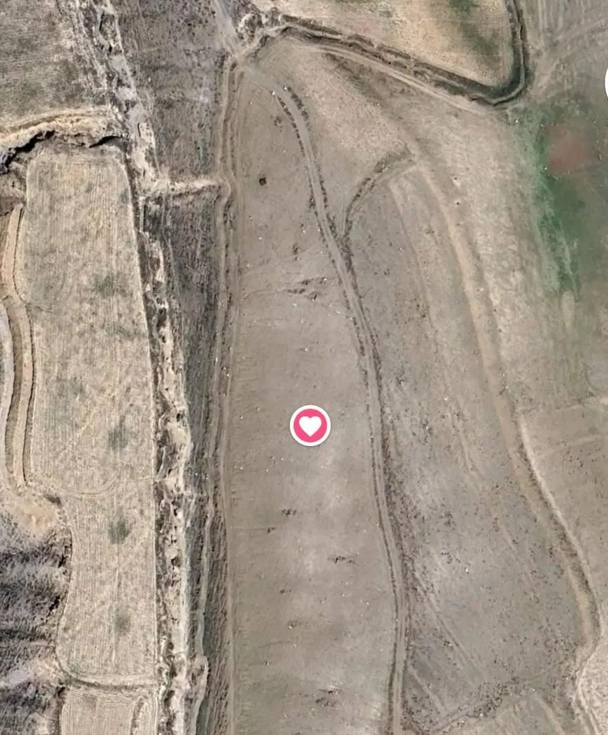 ۱۰۰۰ متر زمین در اراضی روستای زینجناب