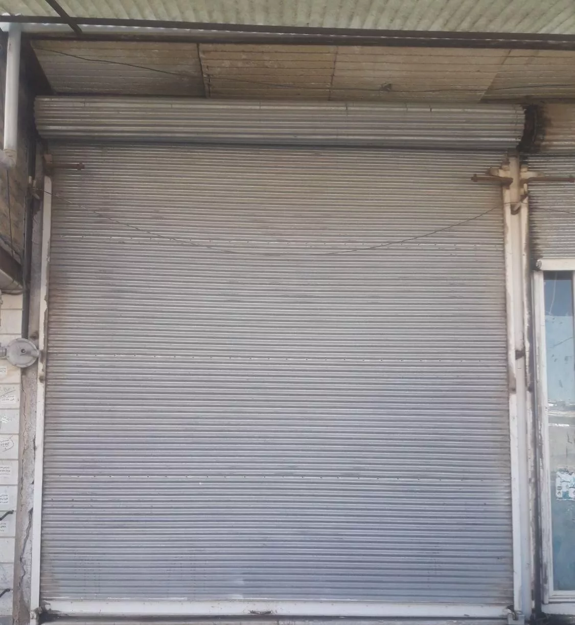 اجاره مغازه ۳۰ متری حسین آباد برای انباری