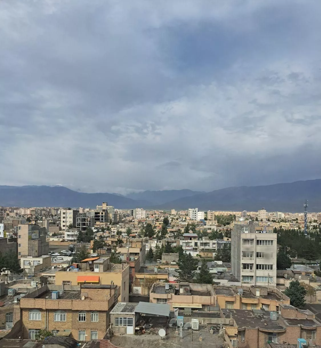 اپارتمان ۱۳۰ متری شهرک فیروزه