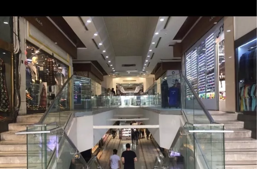 ۱۹ متر مغازه پاساژ سپید تهرانپارس