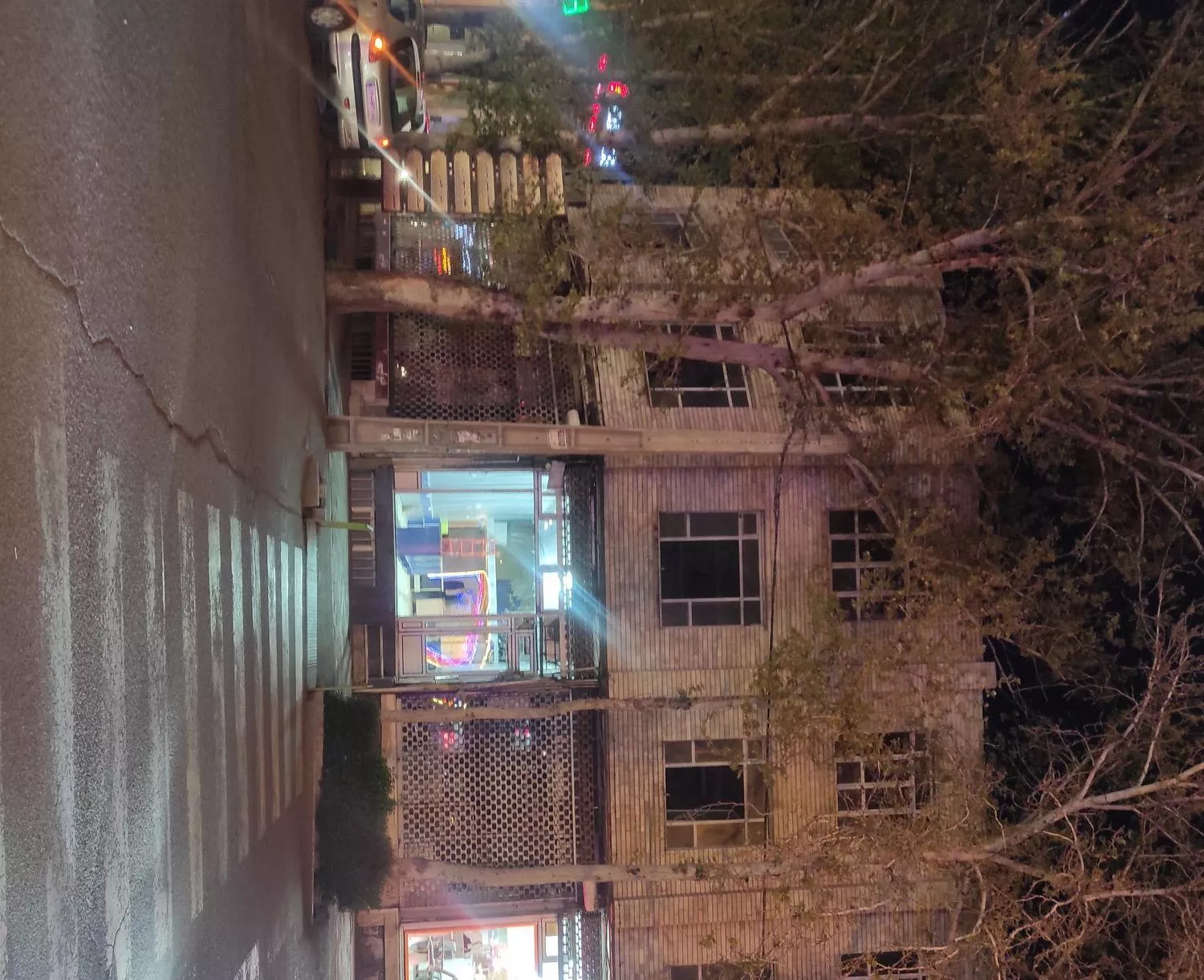 اجاره مغازه 56 متری واقع در میدان ولی عصر(عج)