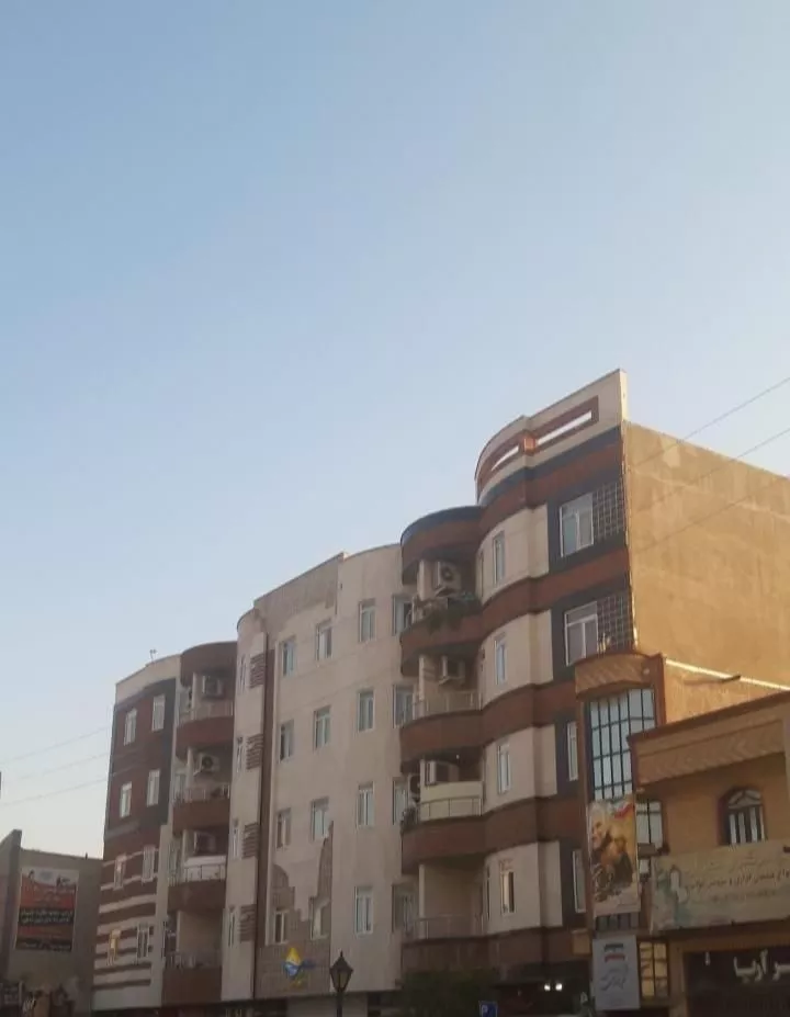 آپارتمان ۱۰۹ متری میدان امام حسین