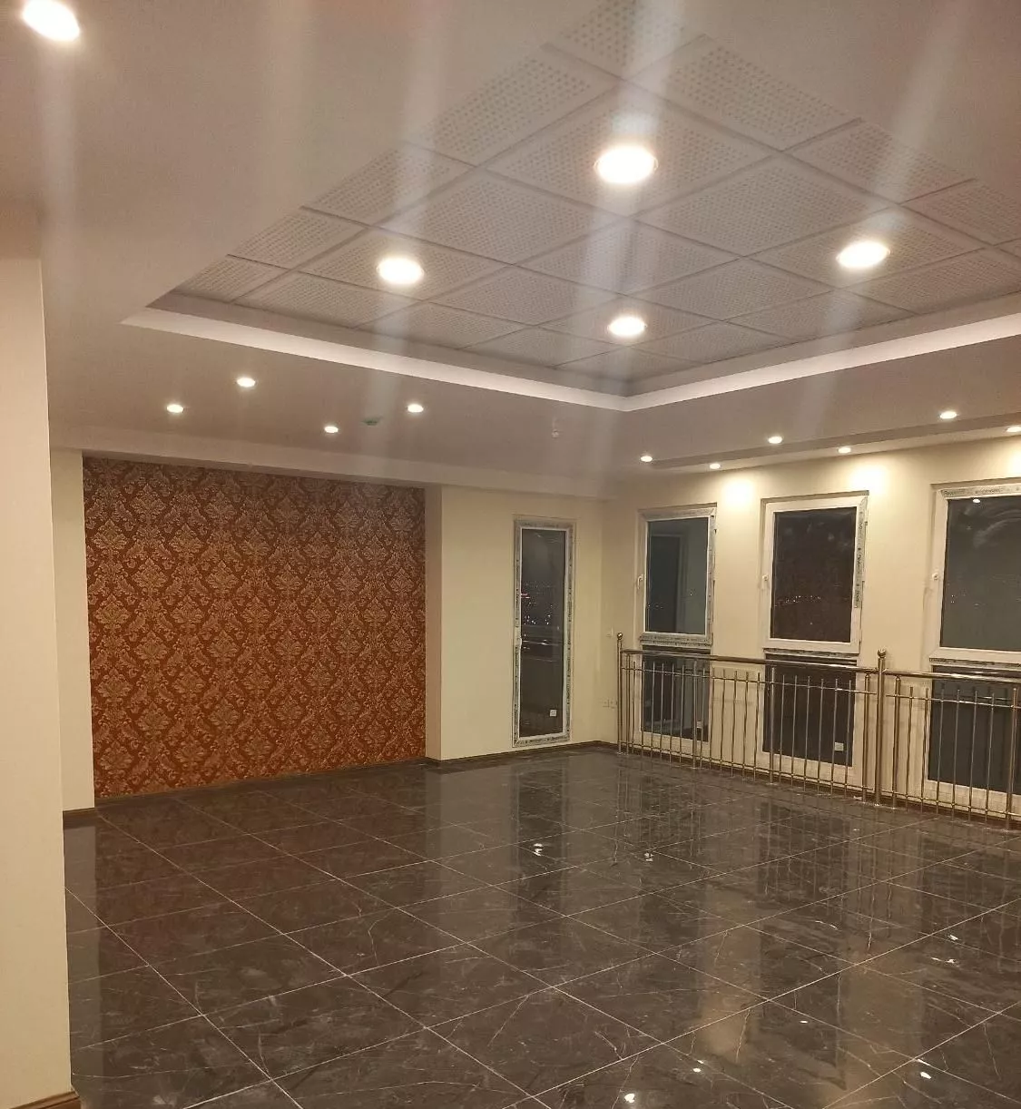 آپارتمان ۸۵ متری اداری در مهرشهر ساماندهی