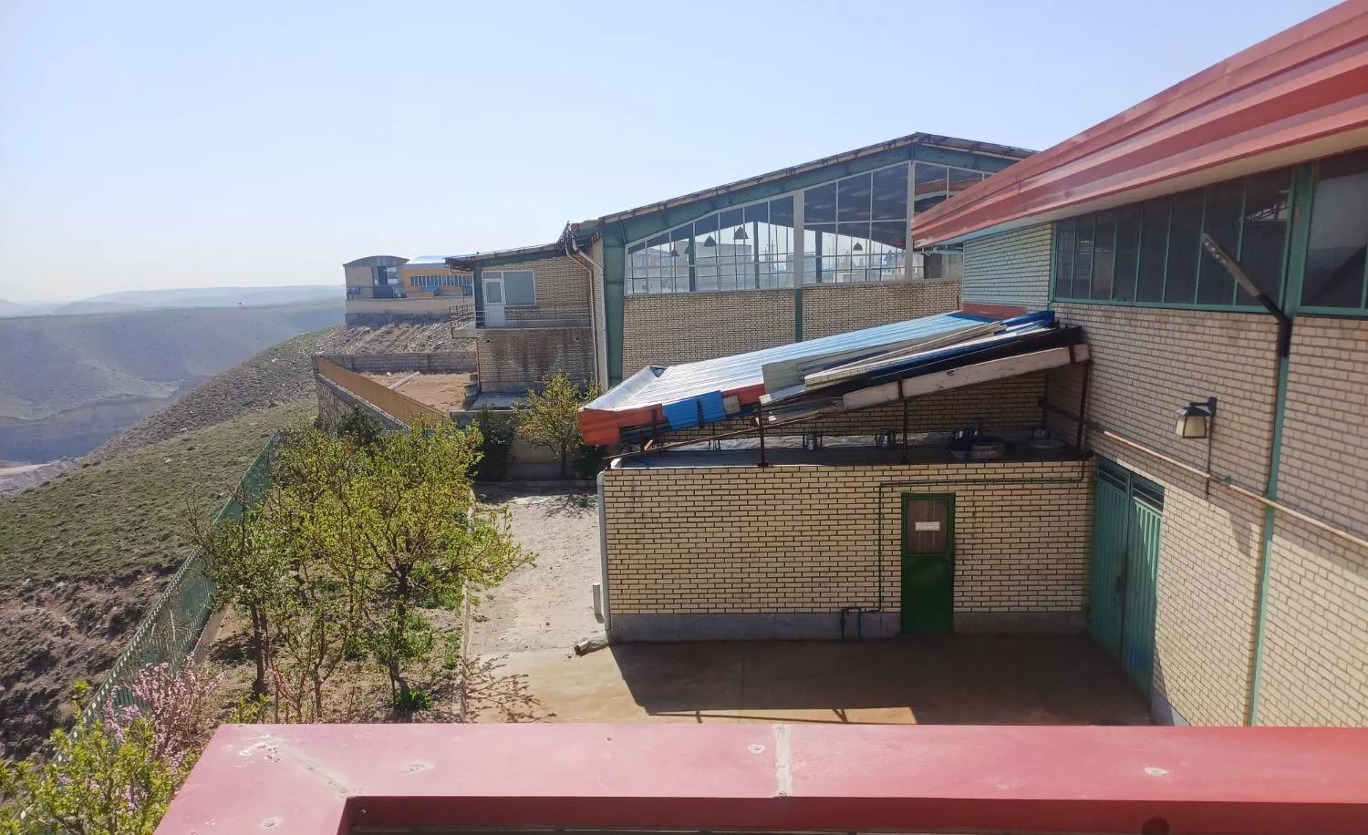 سالن صنعتی ، ۴۰۰ متر ، شهرک شهید سلیمانی