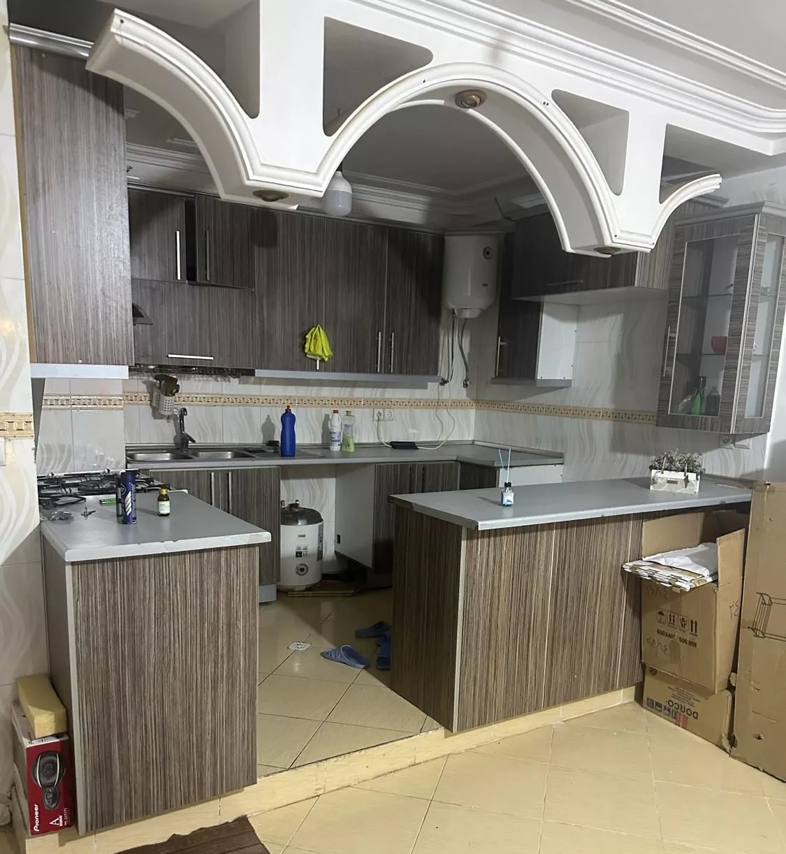 رهن کامل آپارتمان ۷۶ متری مرکز شهر چهارراه فاطمیه