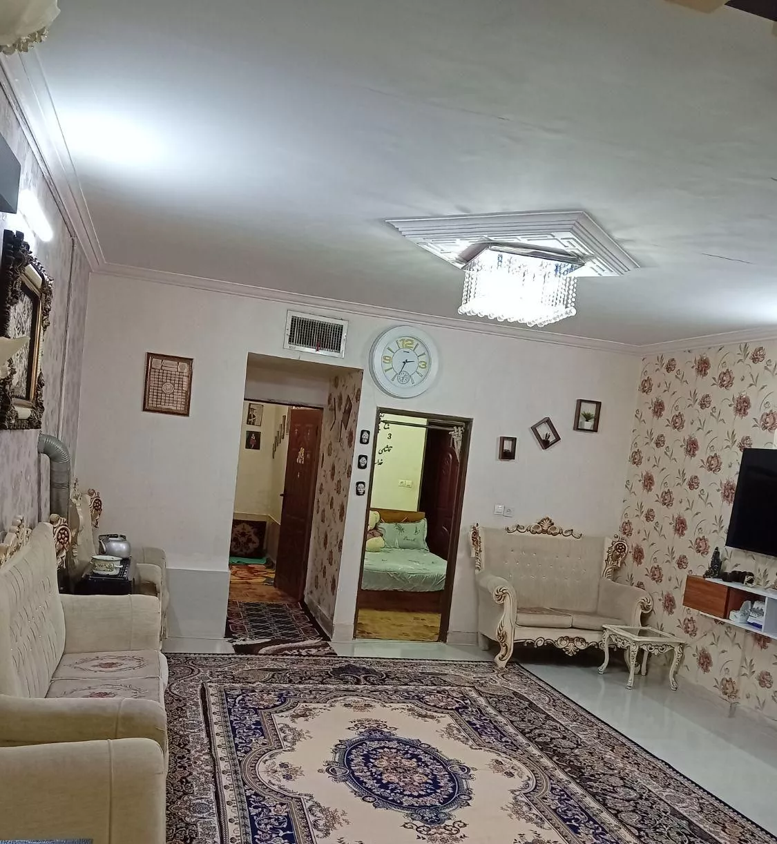دوخوابه شیک وتمیز اتاقها کولر کشی شده نظامدوست۱۸