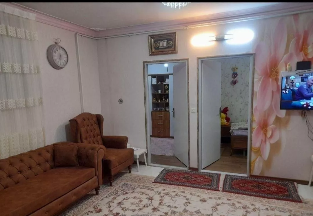فلسطین آپارتمان گلها نزدیک خ فلسطین